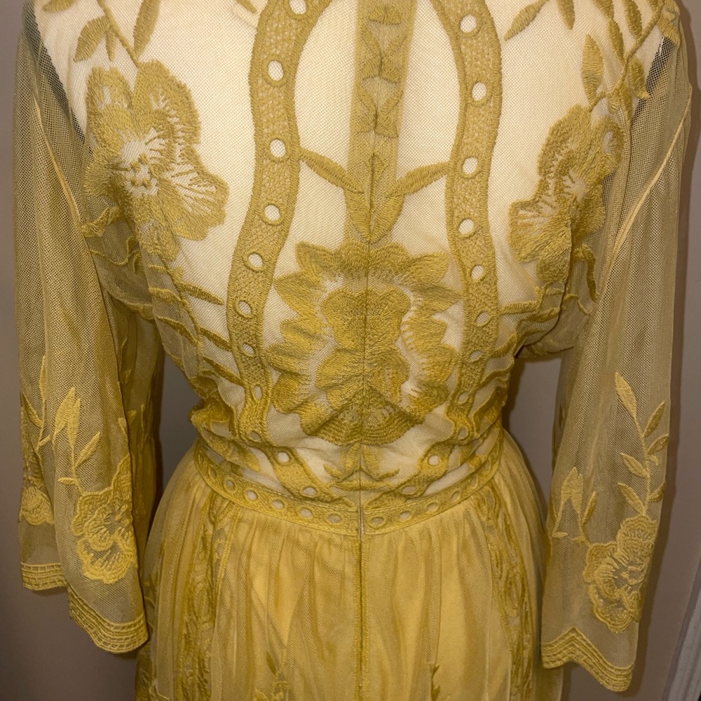 NWOT Lace floor length (under) shorts romper